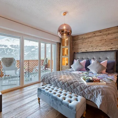 Apartament 42 *